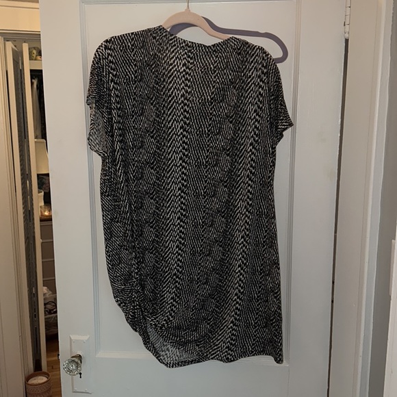 DKNY NYC black and white print batwing jersey tunic top size M - Picture 5 of 5